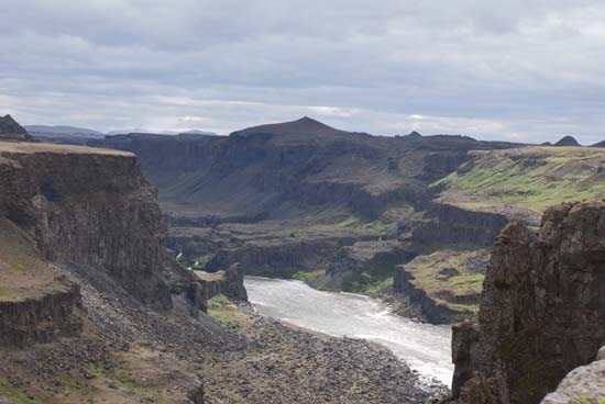 Hiking trails in the National Park in North Iceland on the Diamond Circle
